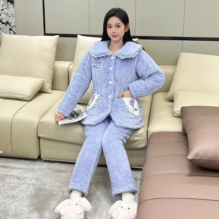 2024新款秋冬季加厚珊瑚绒三层夹棉保暖加绒睡衣女家居服套装
