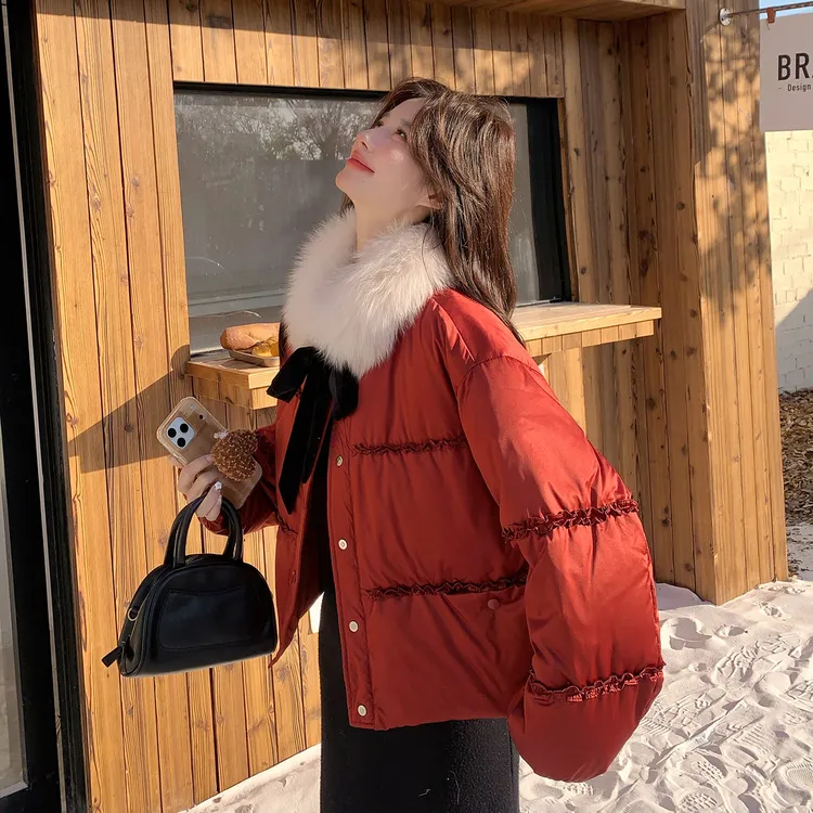 圣诞新年红色羽绒服女2025新款高级感真毛领木耳边冬季外套小个子