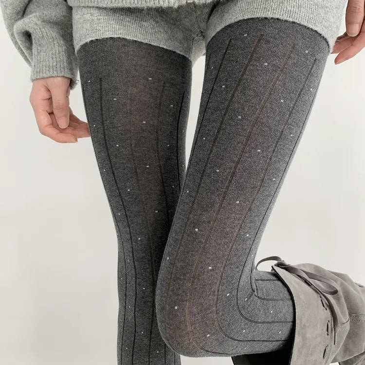 夜间教习室灰色连裤袜女复古波点显瘦竖条纹秋冬外穿打底裤配靴子