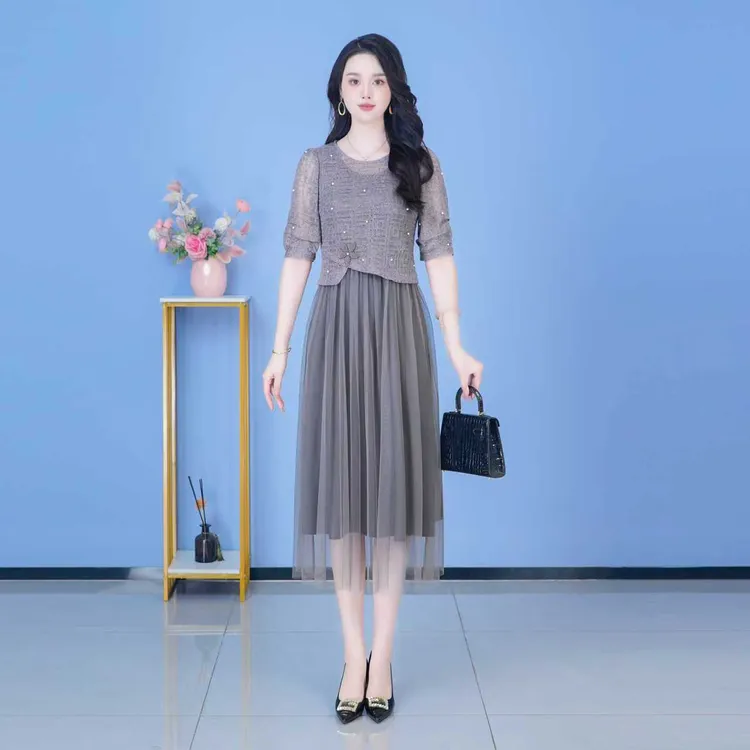 【两件套】秋季时尚设计感收腰显瘦简约轻奢两件套套装【SJYH2879】