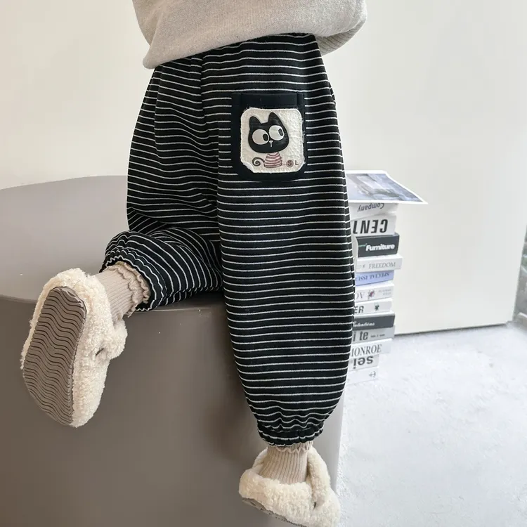 女童加绒裤子秋冬装新款儿童洋气加厚一体绒束脚裤女宝冬季条纹裤