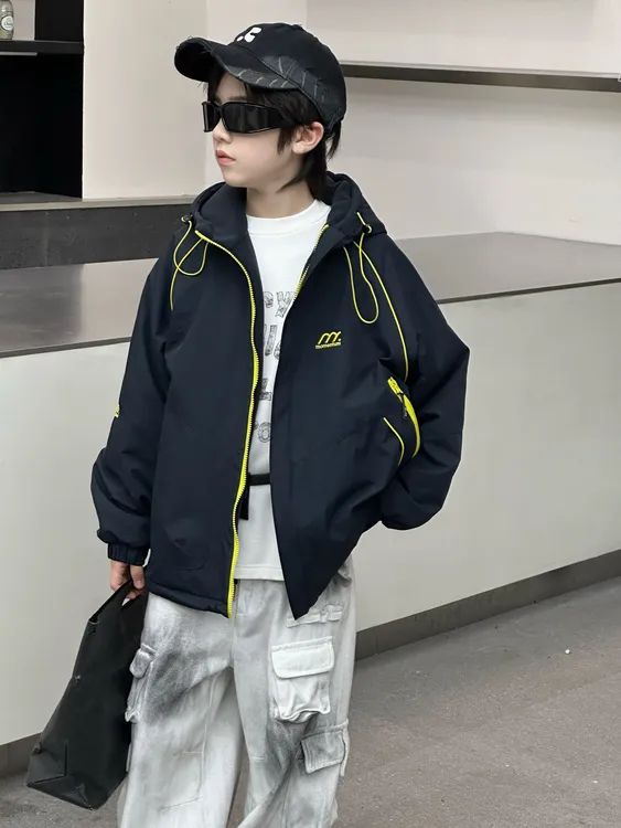 XA008中大童加厚两面穿休闲风运动风男秋冬冲锋衣外套