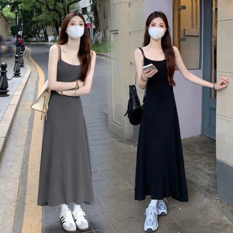 气质无袖连衣裙夏季新款修身法式收腰显瘦黑色吊带打底长裙小黑裙