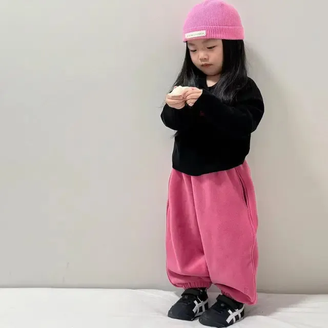 女童秋冬韩版加绒裤子儿童冬季摇粒绒卫裤女宝刺绣束脚裤童装0210