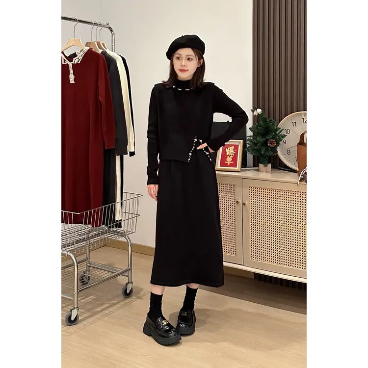 （现货）气质加厚冬季钉珠两件套新款长袖针织衫背心连衣裙套装