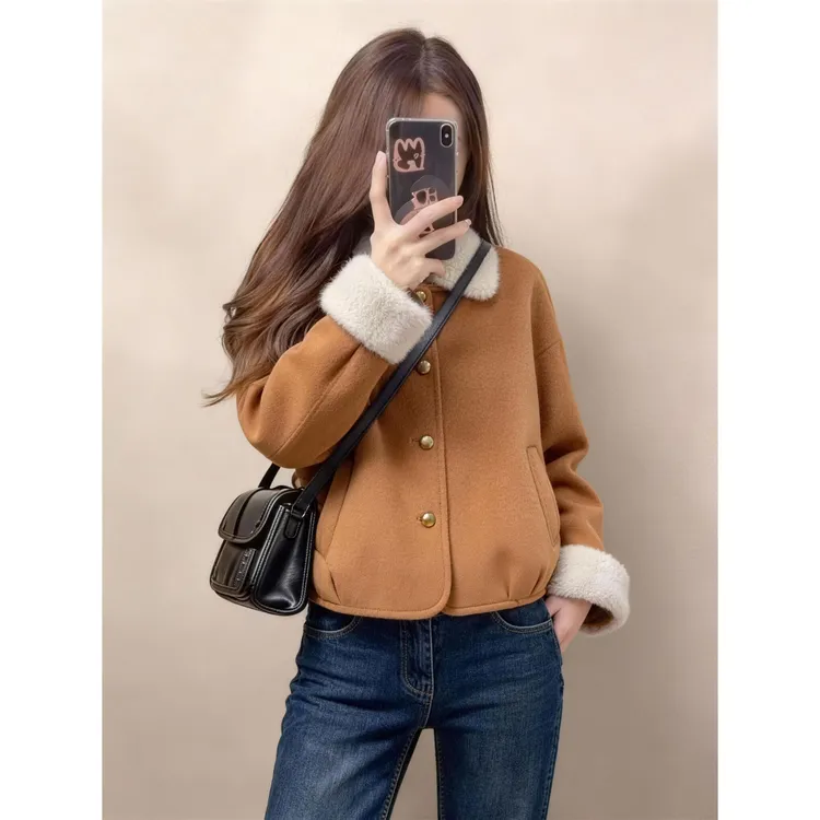 今年冬季新款法式洋气复古独特气质毛呢外套小香风保暖厚款上衣女