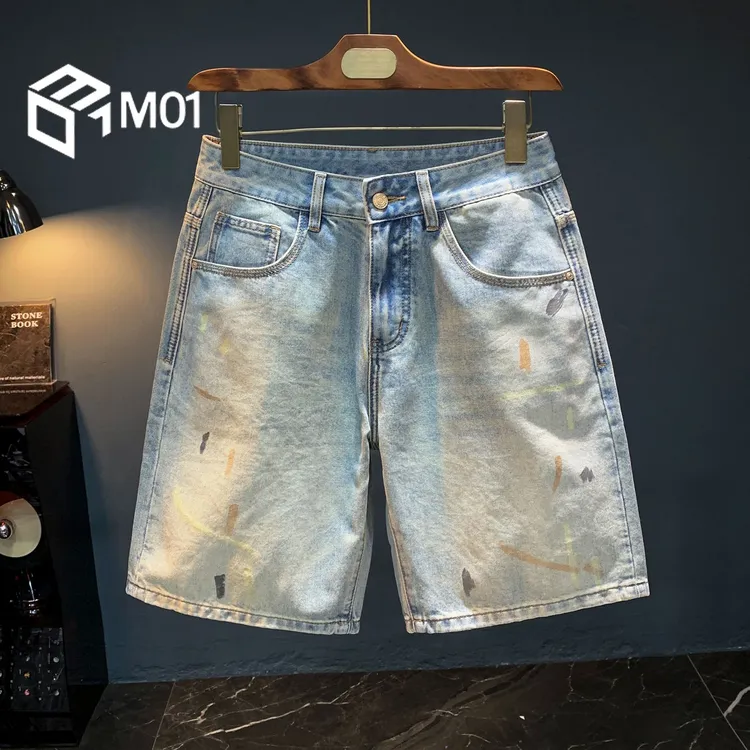 M01夏季薄款牛仔短裤男士浅蓝色复古直筒五分裤涂鸦痞帅百搭男裤
