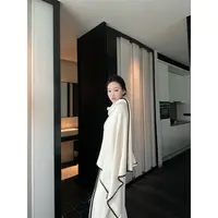 【5werkwen 9.22】Totem*围巾披肩 亲肤30羊毛撞色边围巾40-10