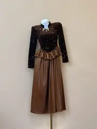 【十六定制】秋冬新款复古时尚设计感丝绒拼接气质蕾丝连衣裙21990