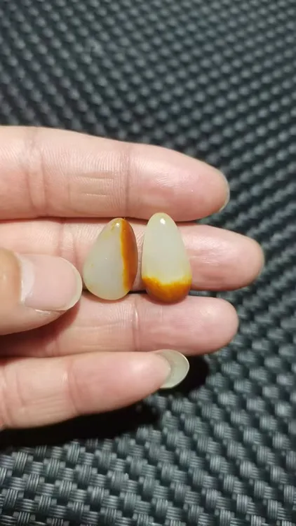 新疆戈壁特色小籽奇石独特造型观赏佳品