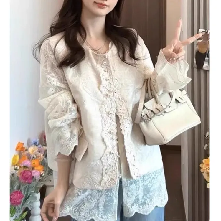 套装 秋季新款重工蕾丝泡泡袖上衣提花刺绣马甲两件套装 38661