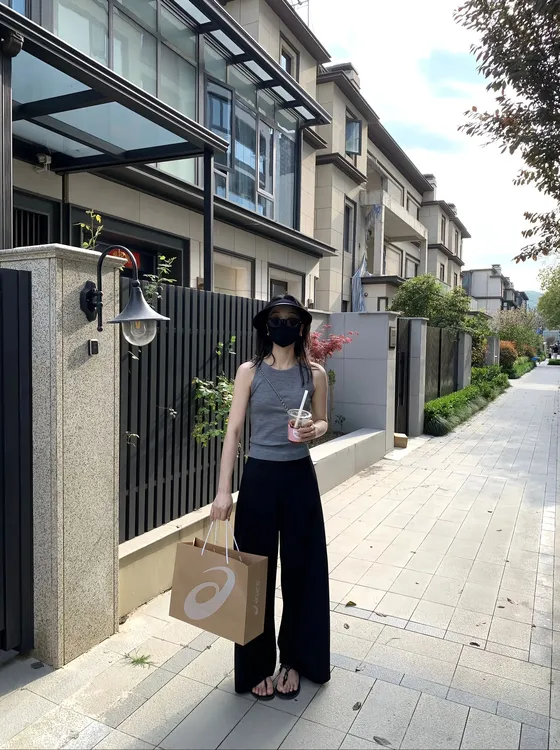 【简约派】韩版基础款百搭灰色小众显瘦时髦吊带背心黑色休闲裤套装