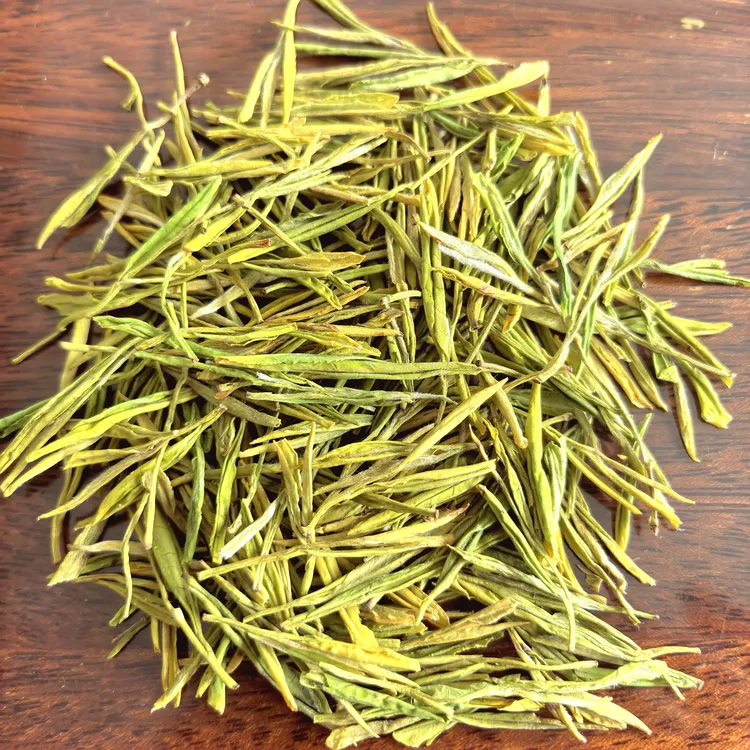 25年口粮黄金芽板栗香春茶耐泡鲜爽回甘豆香