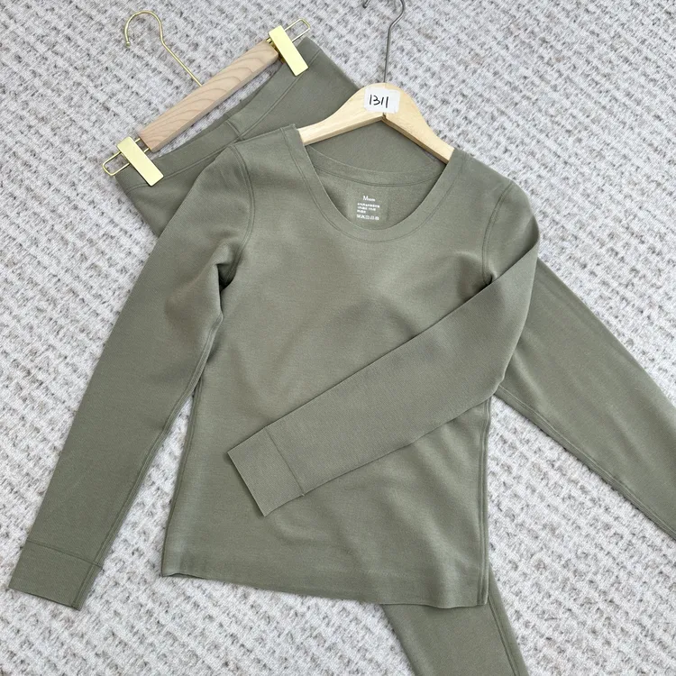 【A330102】女款纯色德绒打底套装保暖舒适秋冬无痕打底