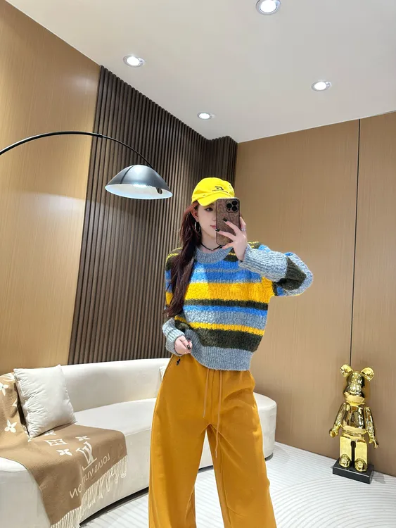 DA3301条纹拼色圆领针织毛衣 冬季新款时尚百搭简约减龄宽松针织