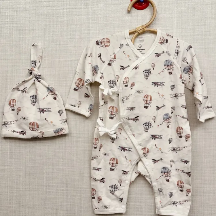 新生儿纯棉斜襟连体衣小胎帽套装热气球图案宝宝包屁衣秋冬季