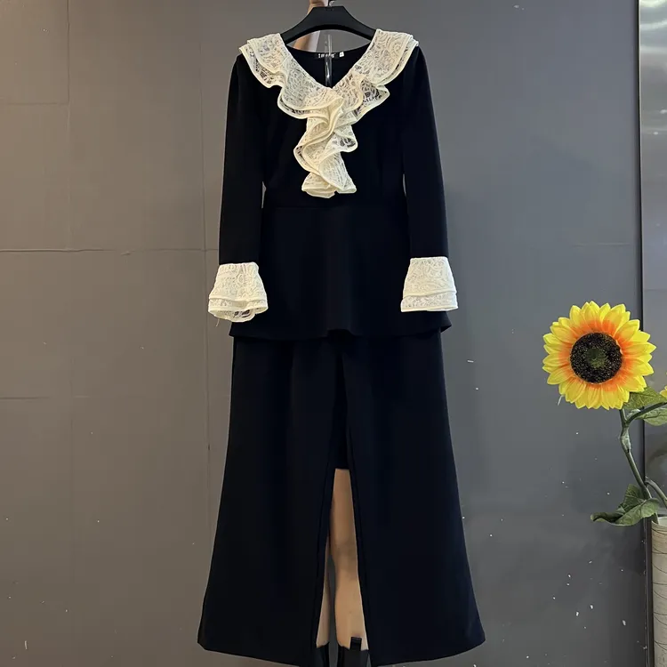 新款时尚蕾丝花边领显瘦上衣➕阔腿裤气质洋气两件套
