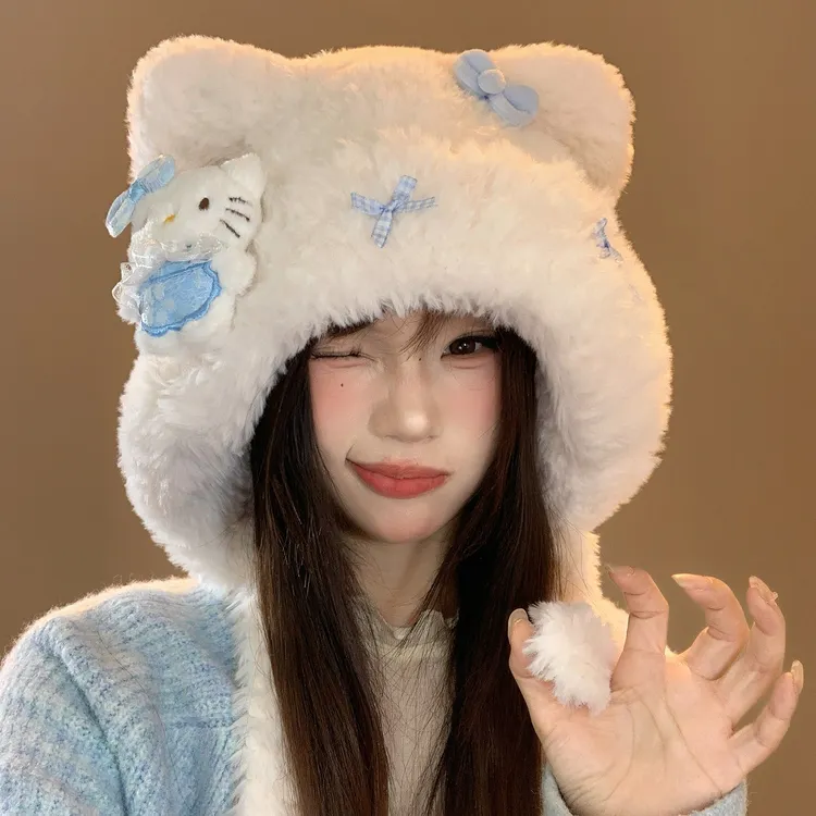 可爱kt猫玩偶小熊白色毛绒帽子女冬季雷锋帽保暖护耳毛茸茸套头帽