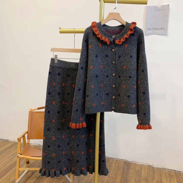 知性波点C5298波点提花荷叶边圆领针织开衫松紧腰半身裙套装