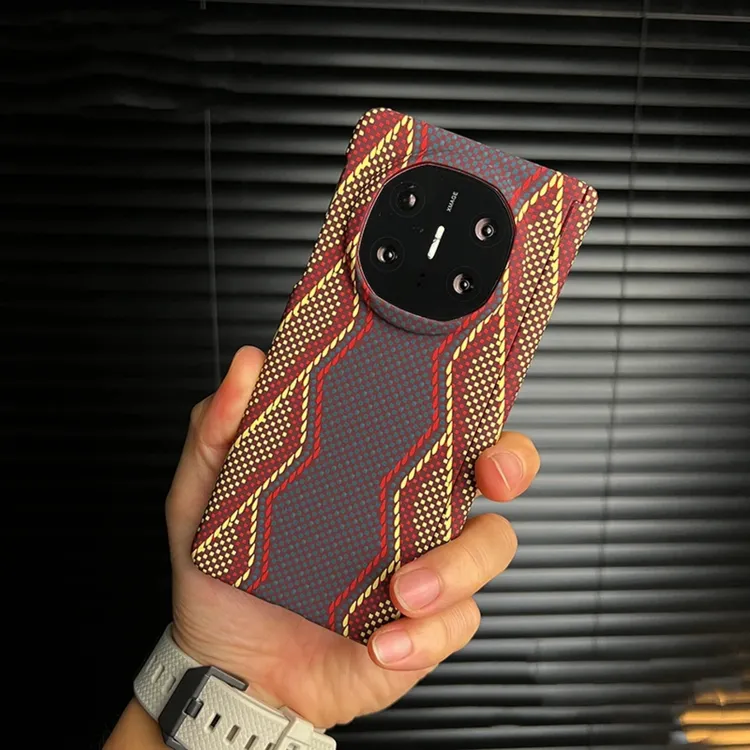碳纤维纹赤蛇权杖适用华为MateX6/荣耀MagicV5/中轴折叠屏手机壳