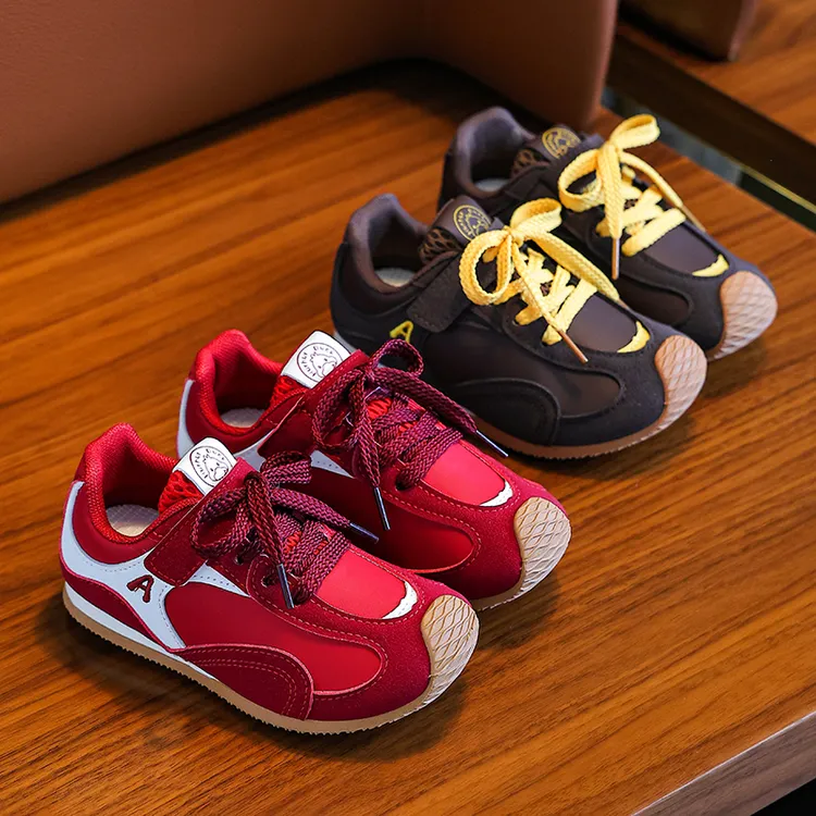 小黄鸭儿童运动网鞋女童秋季皮面透气阿甘鞋女孩跑步童鞋男童鞋子