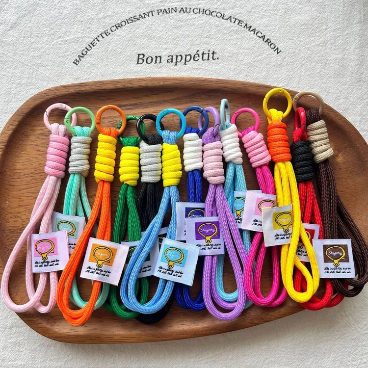 2025新款手工编织绳双拼短款水杯挂绳手机防丢绳ins风服饰绳挂件