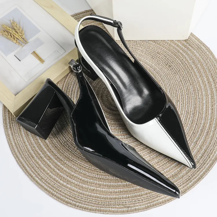 黑白色拼接尖头粗跟舒适百搭穆勒鞋复古风一字扣带高跟凉鞋单鞋