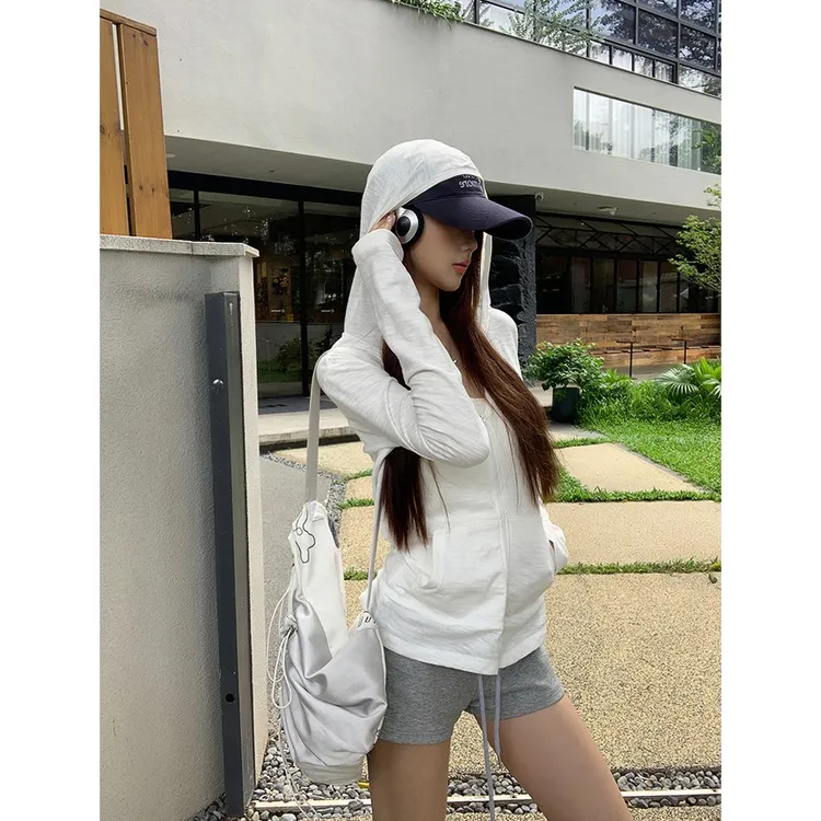 夏季新款拉链连帽长袖开衫防晒外套薄款透气时尚气质运动风