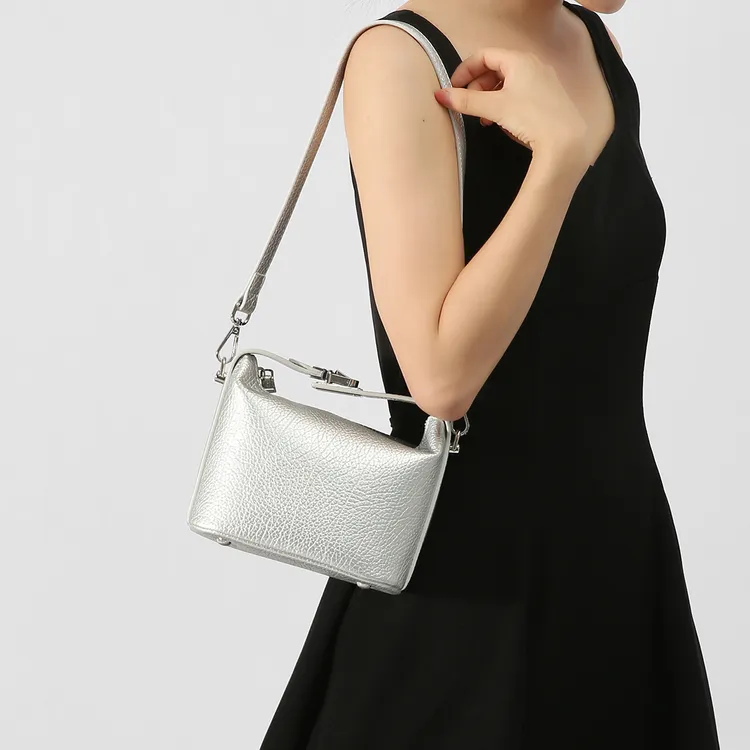 PU时尚斜挎包高级感包包女包女士百搭大容量简约单肩包时尚法式单