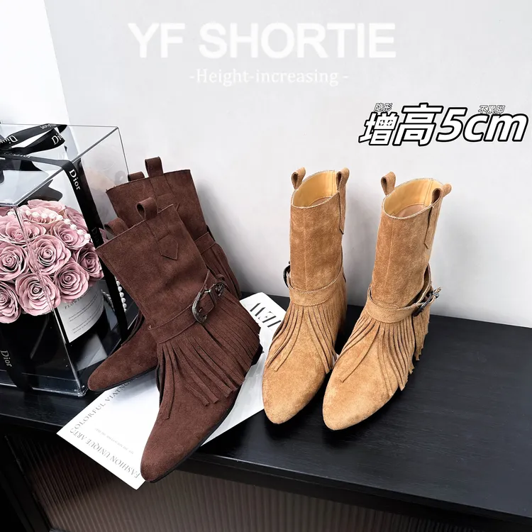 小个子增高5CM流苏金属扣带骑士靴女2025新款法式尖头平底马丁靴