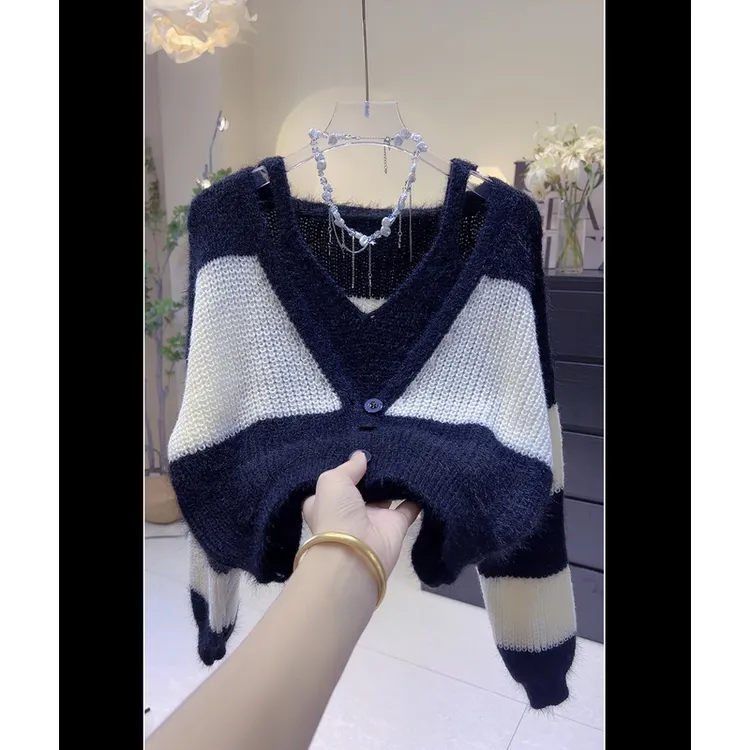 Gz205新款两件套装女甜辣妹短款拼色条纹针织开衫内搭吊带背心