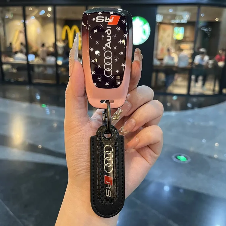 适用奥迪Q5L钥匙套新A4L/A5/Q7/TT汽车钥匙扣包RS壳金属高档男女
