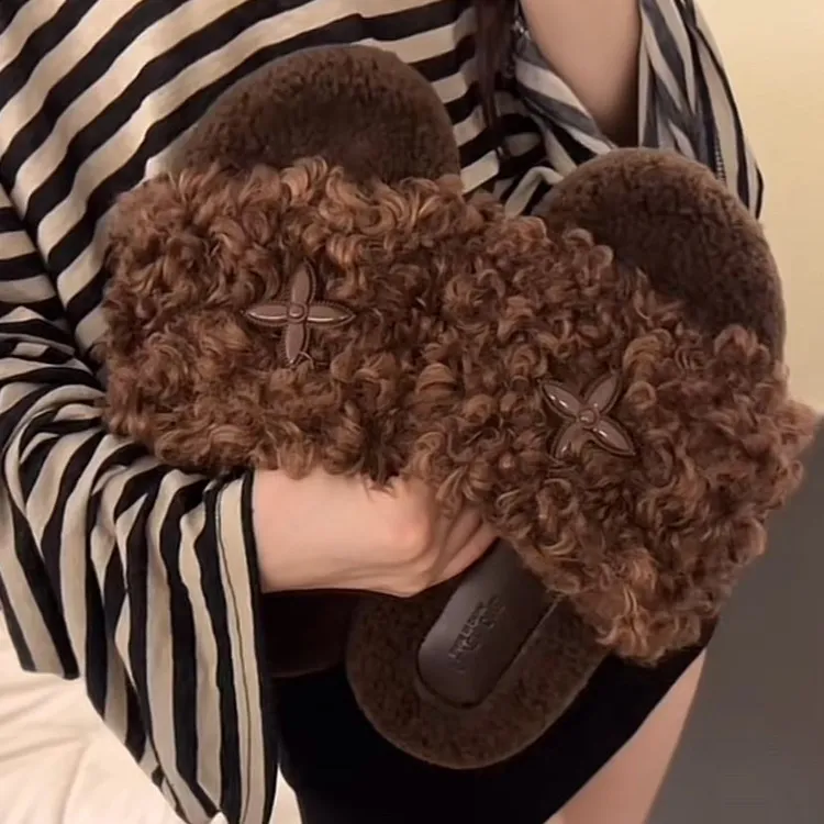 巨显可爱！时髦又显瘦！松糕厚底一字带十字花外穿休闲卷毛毛拖鞋女