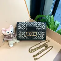 99新 LouisVuitton/路易威登 黑色刺绣款达芙妮woc 链条包/3395