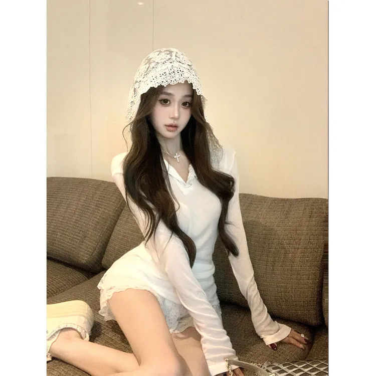 2025年早秋新品高级感法式白色纯欲蕾丝连帽衫上衣收腰短裤两件套