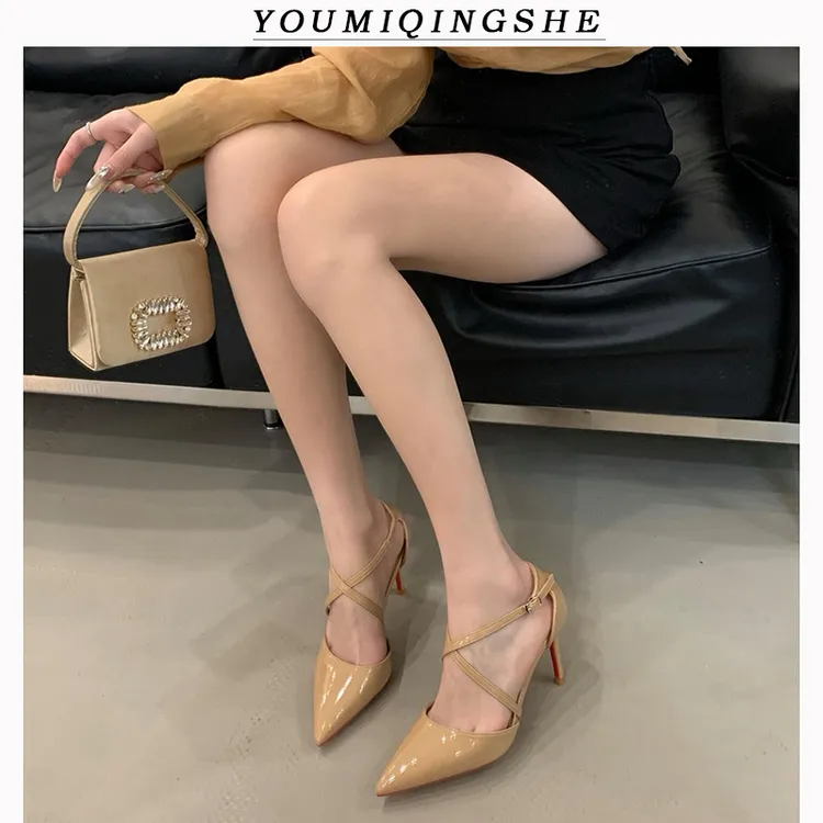 凉鞋女款2025新款爆款洋气夏天百搭不累脚高级感气质细跟高跟鞋女