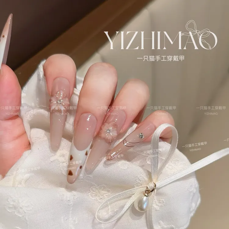 【柏林旧梦】秋冬款裸咖色调立体雕花豹纹白法渐变感美甲手工穿戴甲