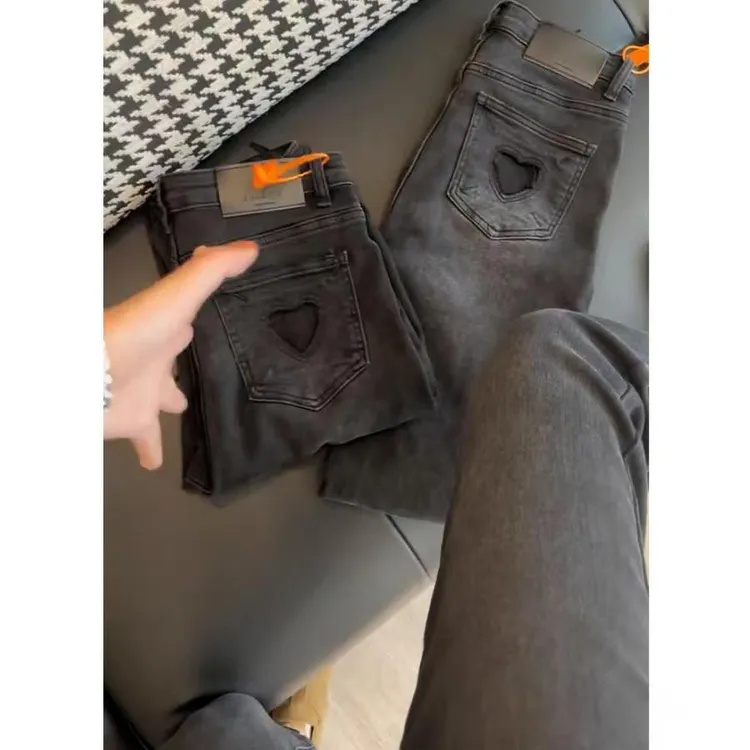 早秋新款微胖妹妹大码显瘦九分烟管裤黑色高腰弹力直筒牛仔裤女