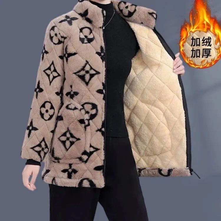 中老年女装202550多岁妈妈冬季季加厚外套上衣中老年女装妈妈装