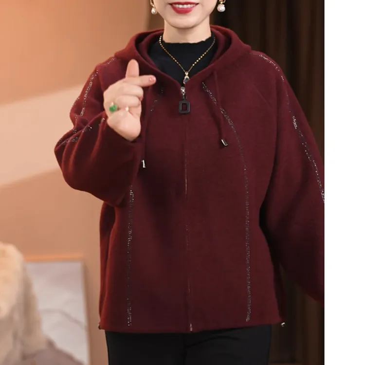 皮尔卡丹中老年洋气毛呢外套女妈妈装秋冬新款高贵大码连帽开衫大