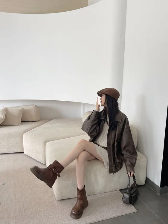 酷辣烟馆靴增高厚底美拉德圆头发泡厚底马丁靴弹力秋冬