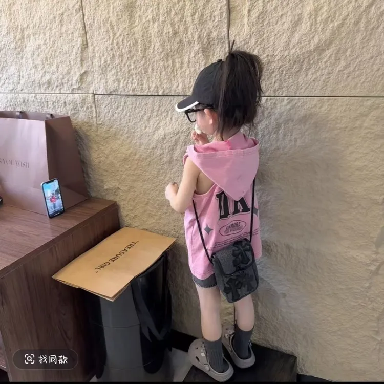 女童夏季连帽背心2025新款潮牌潮色休闲嘻哈街舞儿童韩版无袖上衣