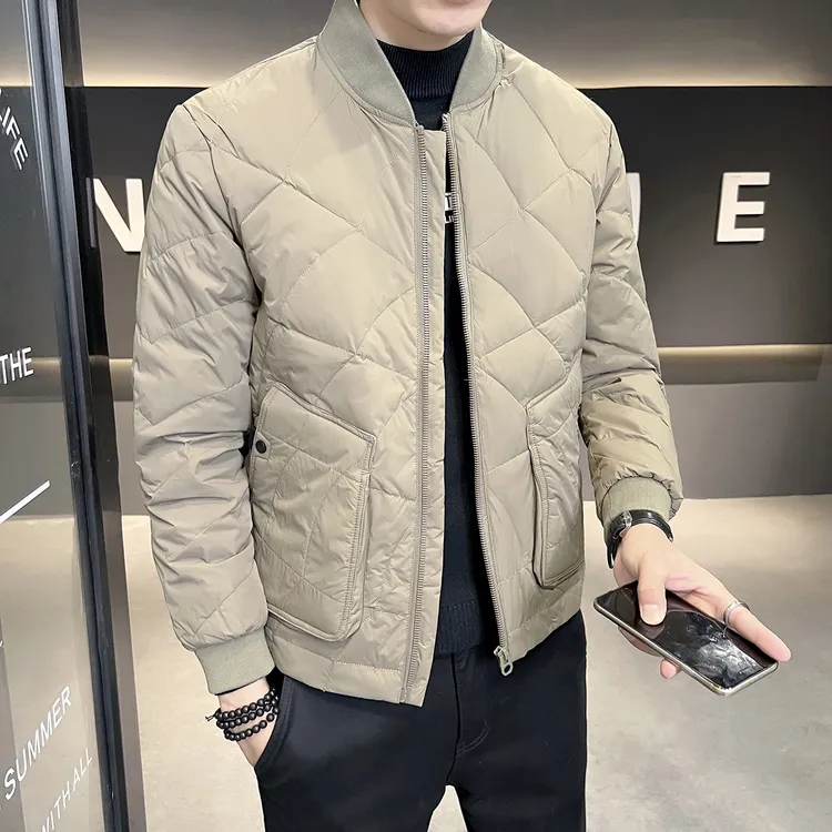 怀勤桑顿棒球领轻薄羽绒服男新款冬季时尚休闲帅气修身短款外套