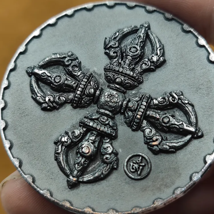 不锈钢吊坠 六道金刚咒轮金属浮雕手把件挂件