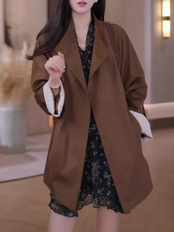 秋冬酷飒感气质女士风衣2025秋季新款高端时尚大气休闲中长款西装