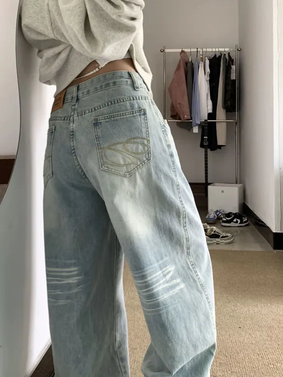 美式高街复古刺绣牛仔裤女2025秋冬新款设计感宽松高腰直筒阔腿裤