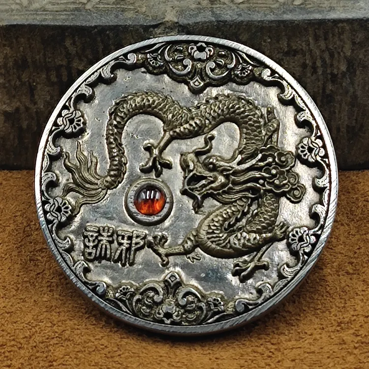精雕四爪青龙戏珠手把件茶桌摆件适合把玩