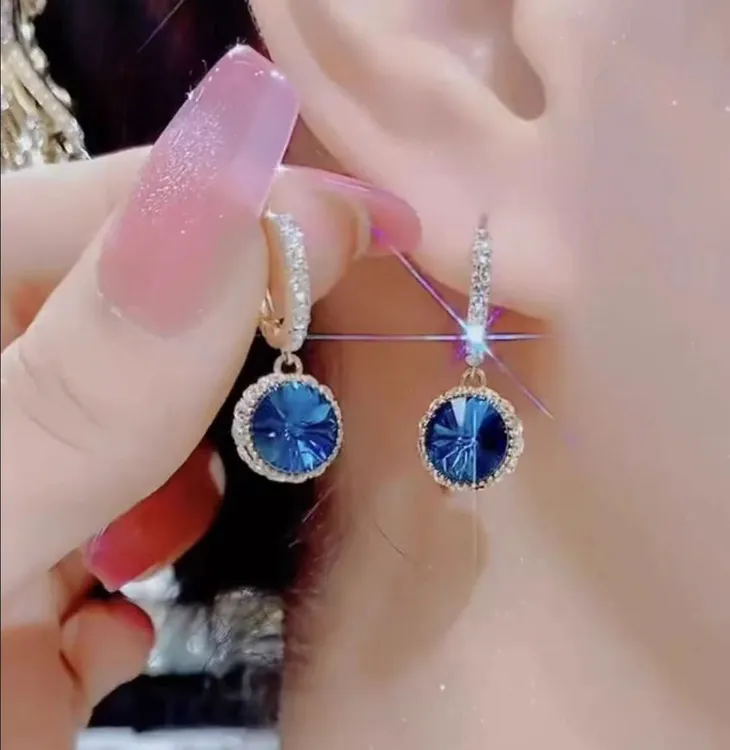 合金合成锆石耳饰 小众百搭蓝色简约饰品轻奢女耳圈满钻OL耳环