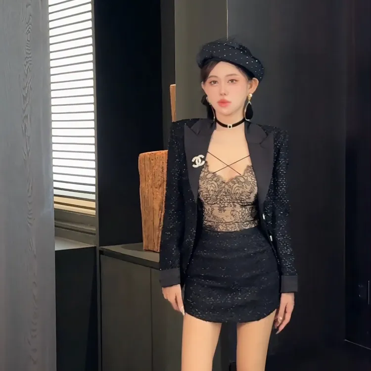 香香时尚轻奢风短款小香风气质