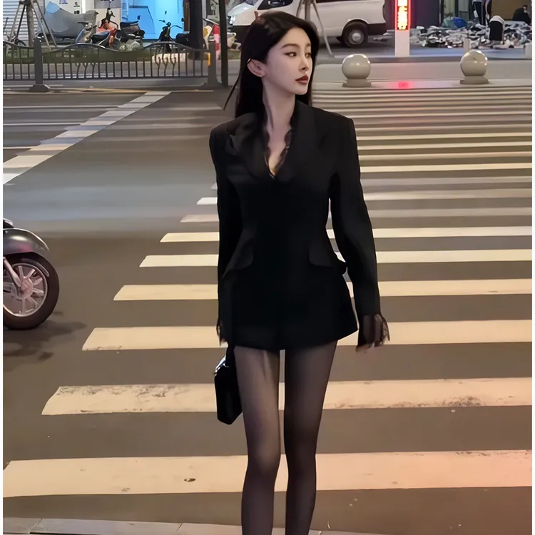 高级感收腰西装外套女2025春季新爆款今年流行漂亮小个子西服上衣